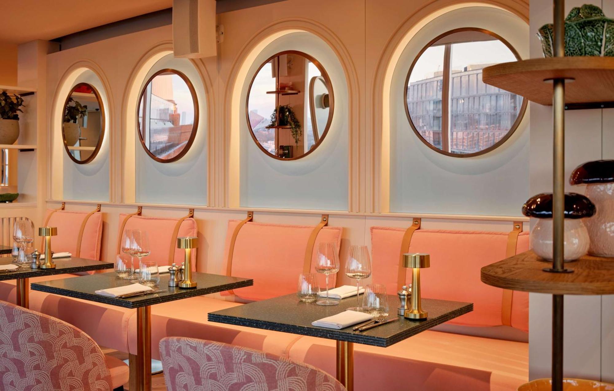 Art'Otel London Battersea Power Station, Powered By Radisson Hotels Exterior foto The interior of the restaurant